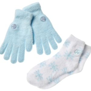 Earth Therapeutics Aloe Moisture Gloves, Socks Set